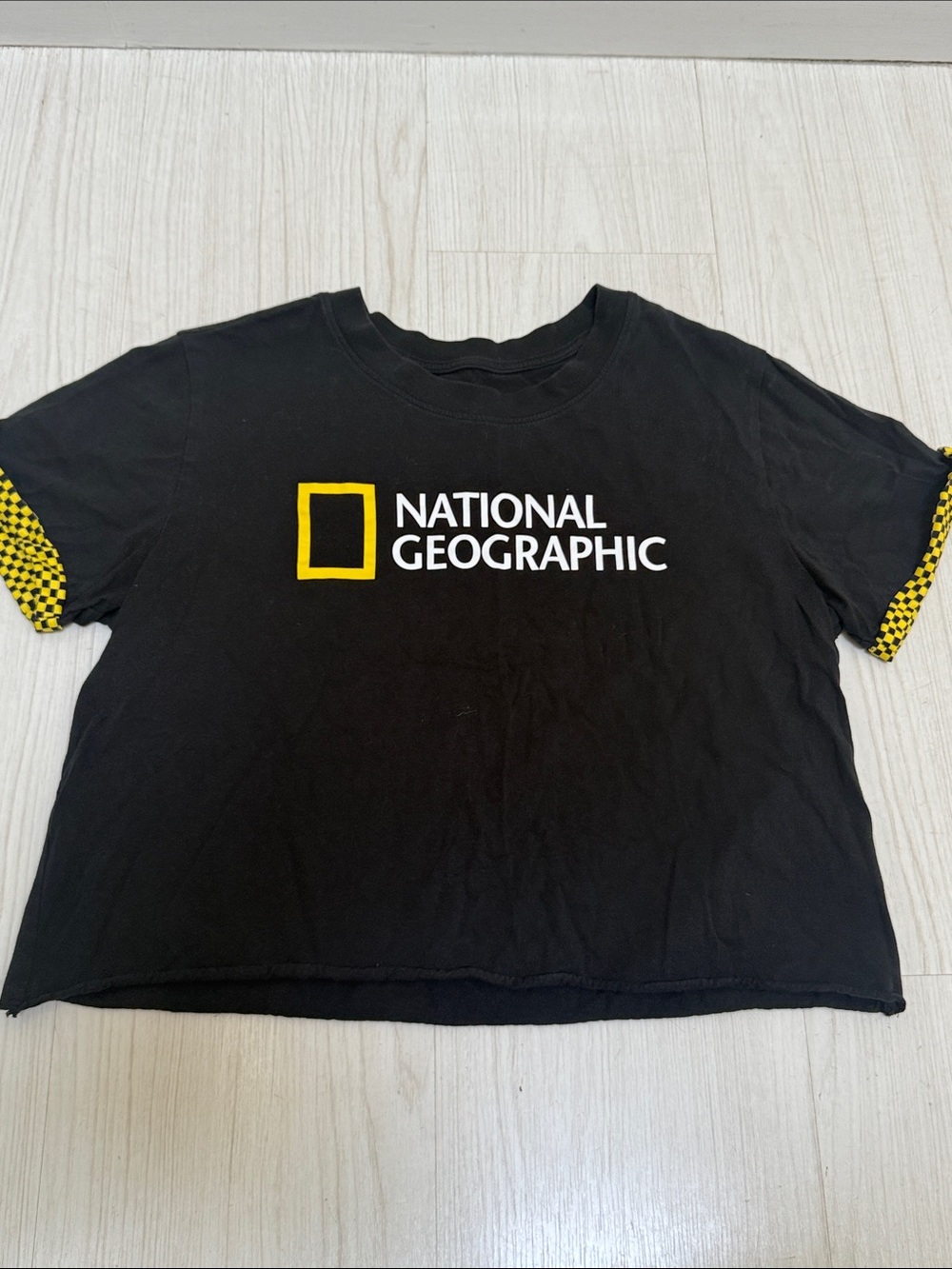 Vans National Geographic Crop Top